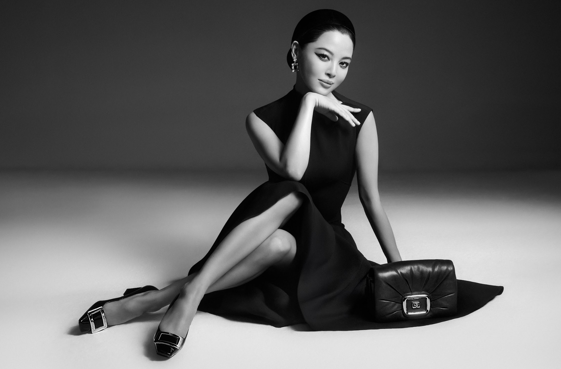 Roger Vivier 正式宣布辛芷蕾擔任新晉品牌代言人