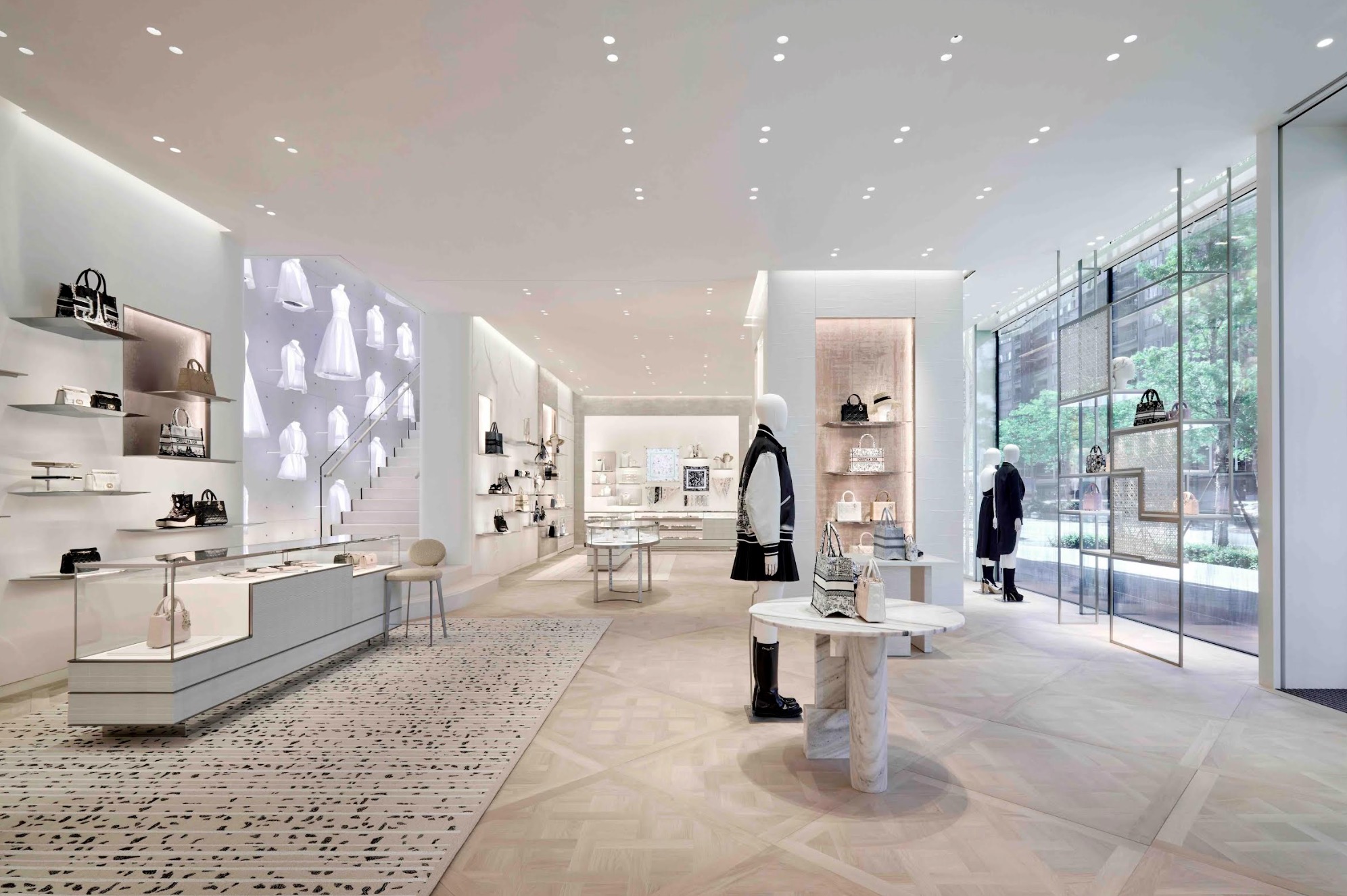 DIOR 新光三越 DIAMOND TOWERS 專賣店開幕