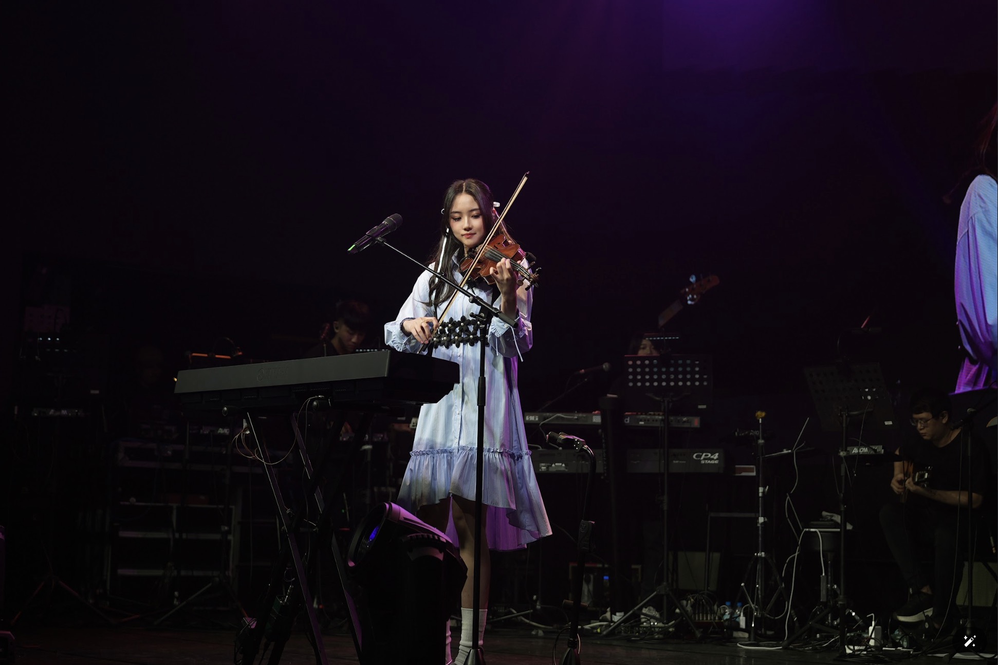 Bettii杯緹首場個人演唱會正式開唱!自曝邁入19歲的第一個願望立馬要做的事是「剪瀏海」及「大吃大喝」