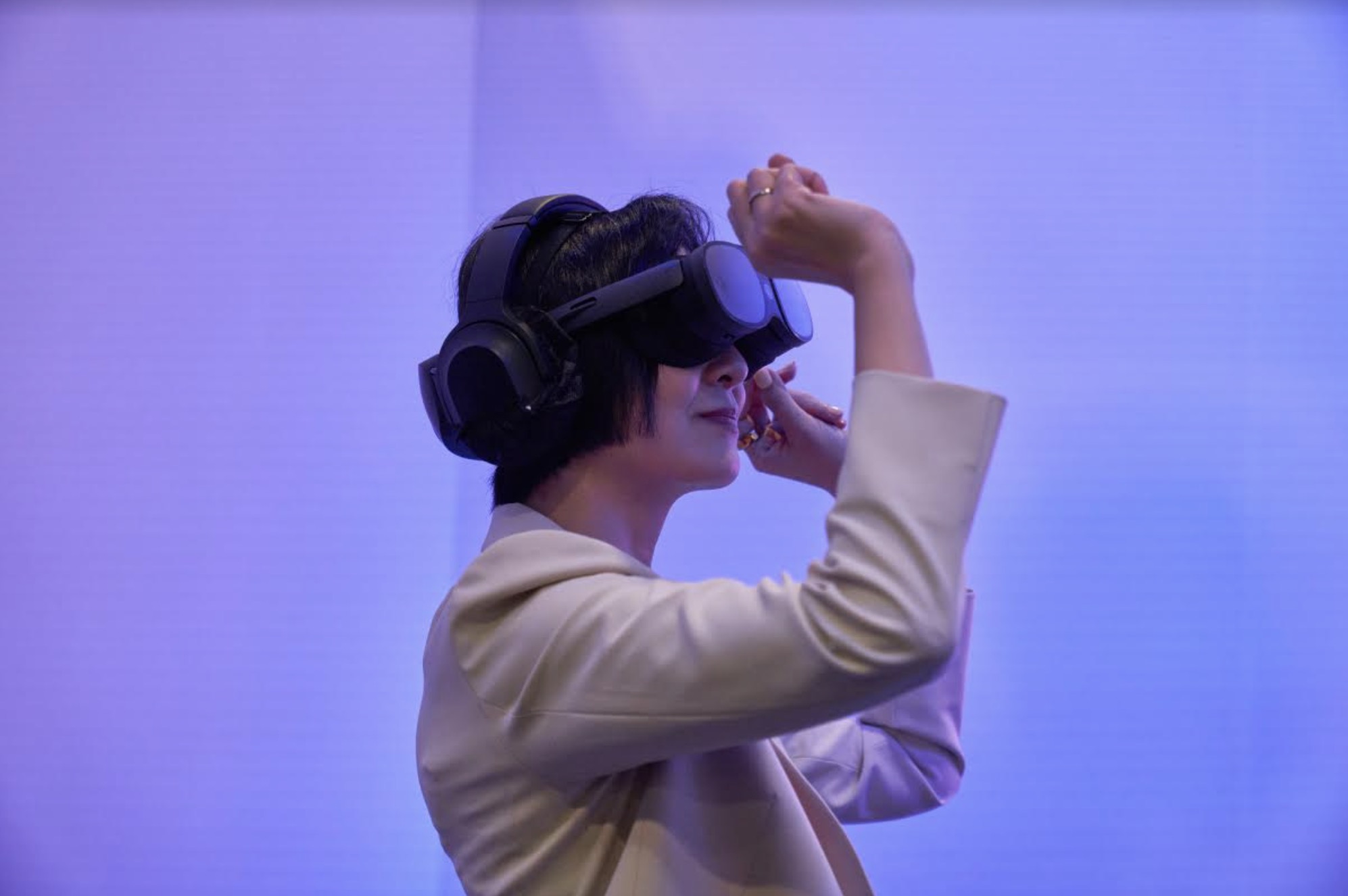 HTC參展2024台北漫畫博覽會《VDay誕生日》VR雙體驗 粉絲超激動