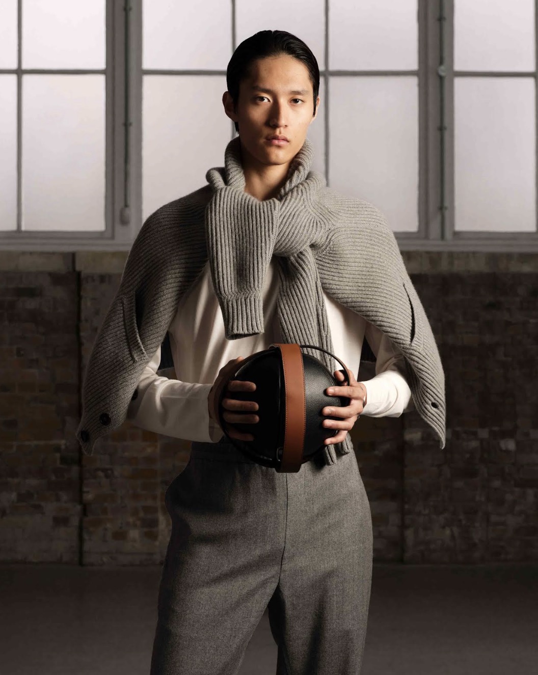 英國頂級男裝品牌 dunhill 推出 ATHLUXURY COLLECTION 運動奢華系列