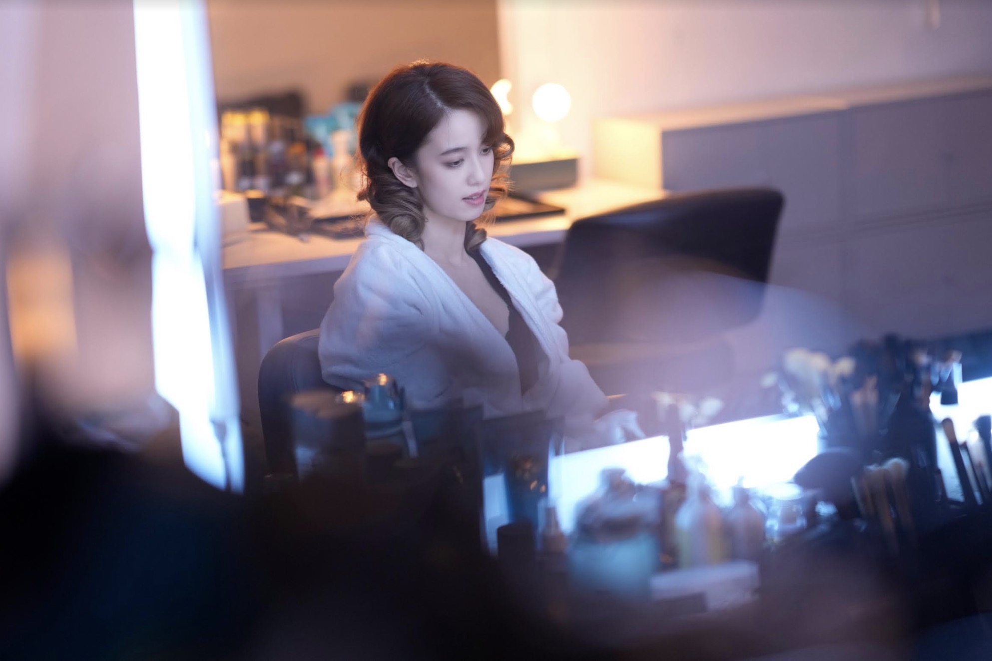 Netflix《影后》入選釜山影展!編導嚴藝文攜手相愛相殺《影后》閨蜜組 楊謹華、謝盈萱、陳庭妮前進首映盛會