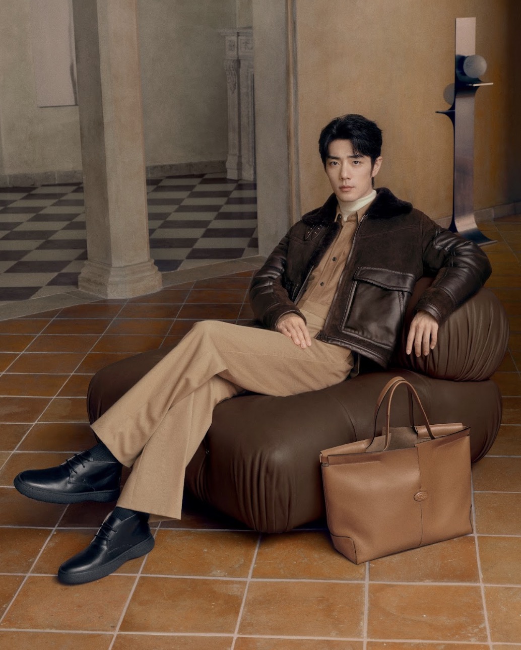 TOD’S 呈現(xiàn) 2024 秋冬系列廣告大片：「當(dāng)代格調(diào)，匠意臻呈」全球代言人肖戰(zhàn)領(lǐng)銜出鏡