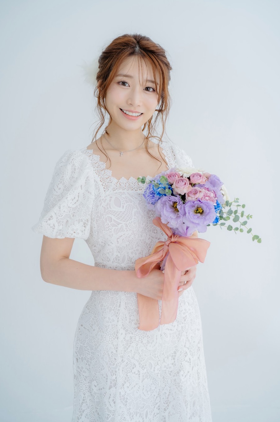 河北彩伽推出4款不同風格的紀念威士忌,附贈女神簽名結婚證書,粉絲心動瘋搶!