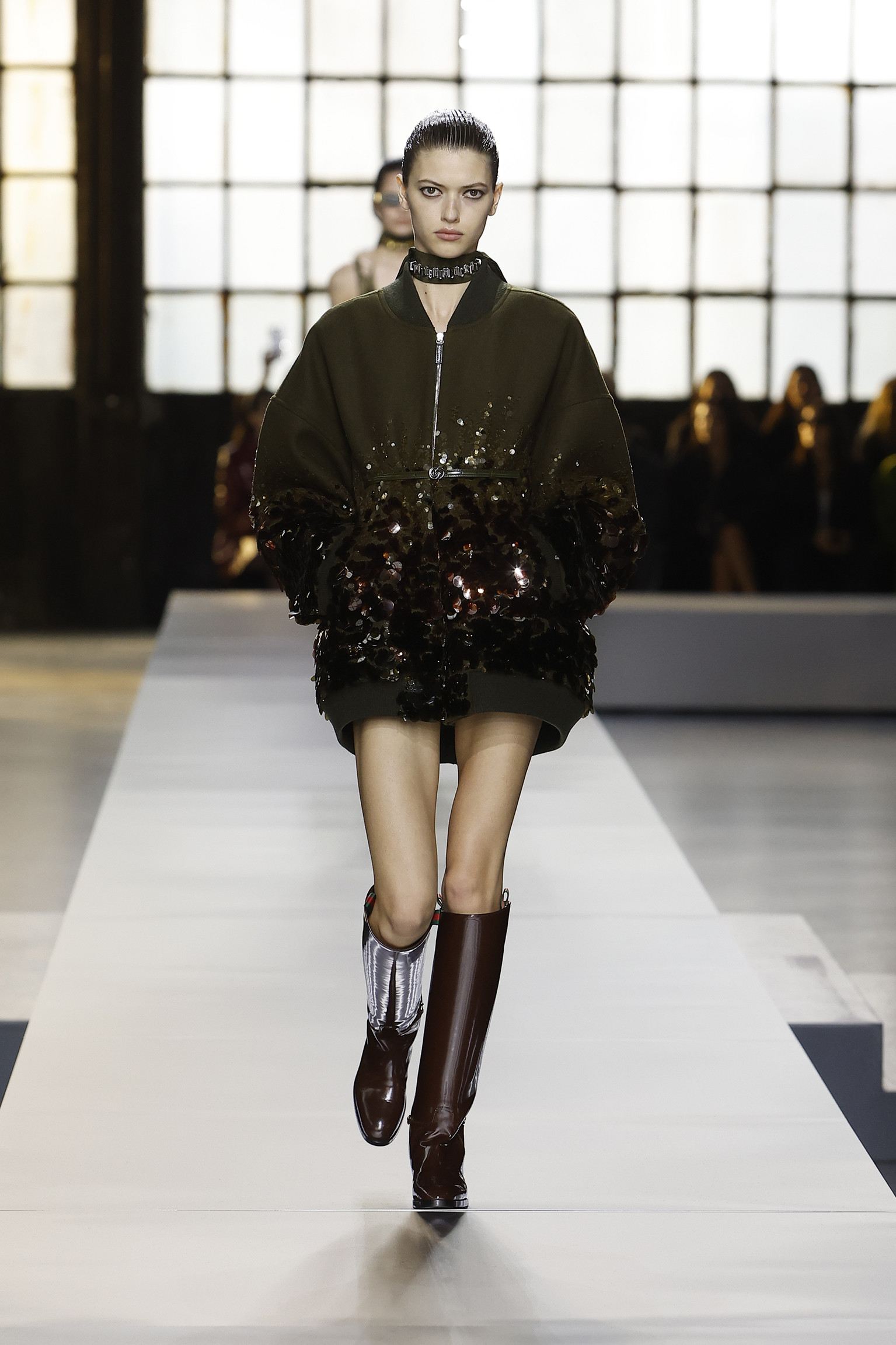 Gucci 盛大發表最新2024秋冬女裝時裝秀