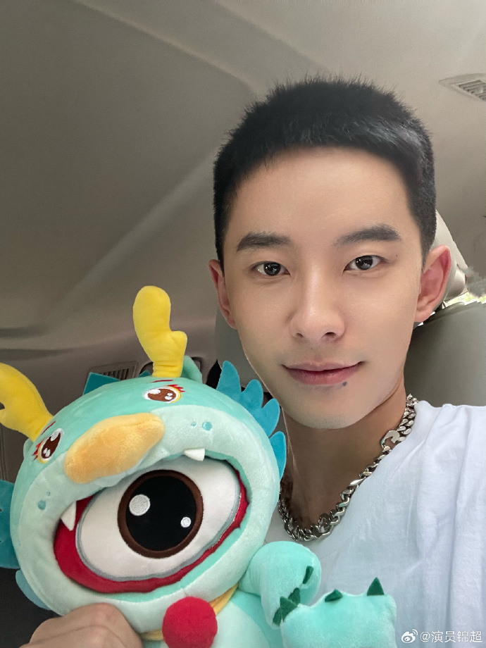 鮮肉男星遭爆曾是網黃!推特稱「17cm喜多人」截圖瘋傳 本人怒斥:侵害我的名譽