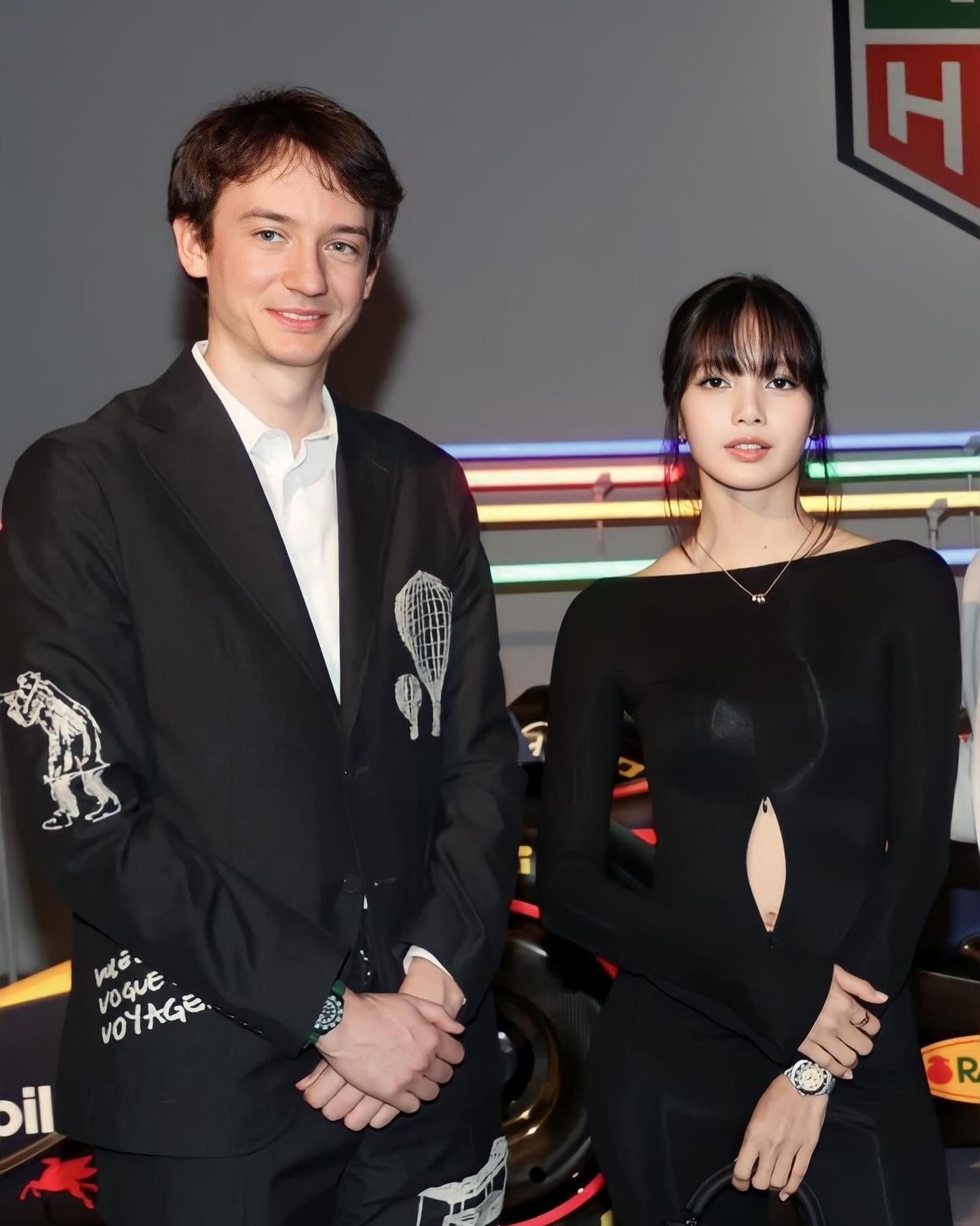 Lisa不藏了!與LVMH集團三公子「正面甜蜜合照」曝光 全網嗨:坐等官宣