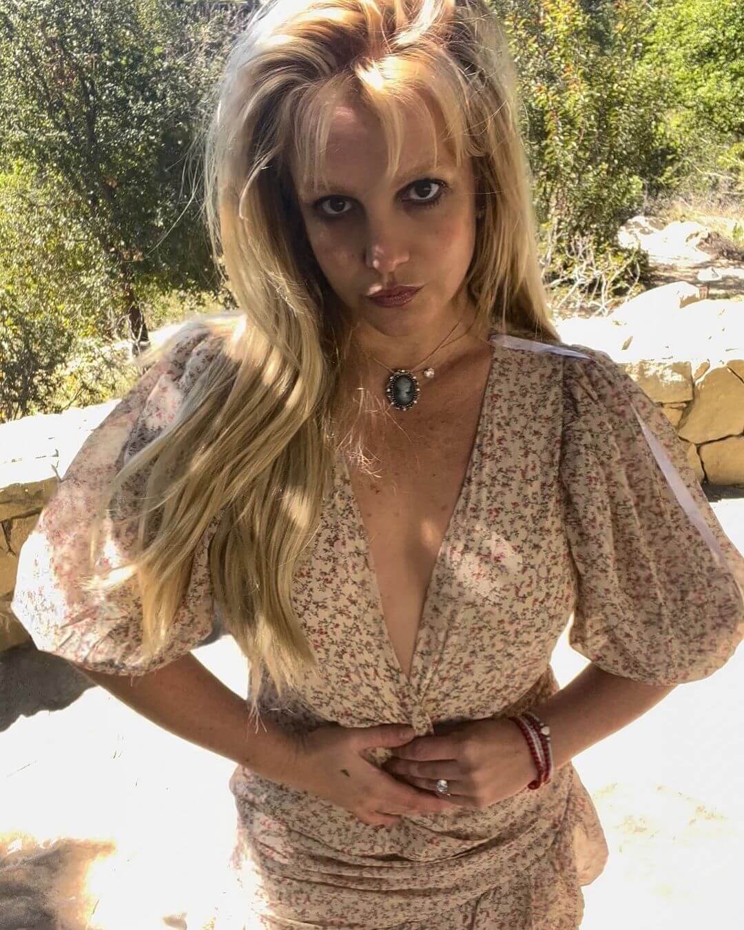 小甜甜布蘭妮宣布懷孕！三度當媽嗨喊：「開始增重」！