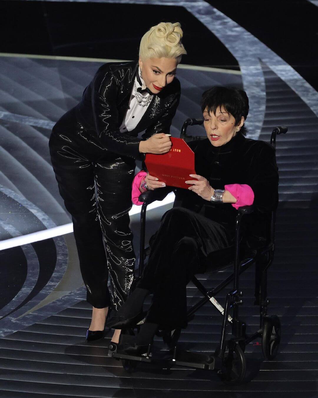 奧斯卡風波再起!76歲女星溫馨畫面遭爆作假 好友:她被惡搞了