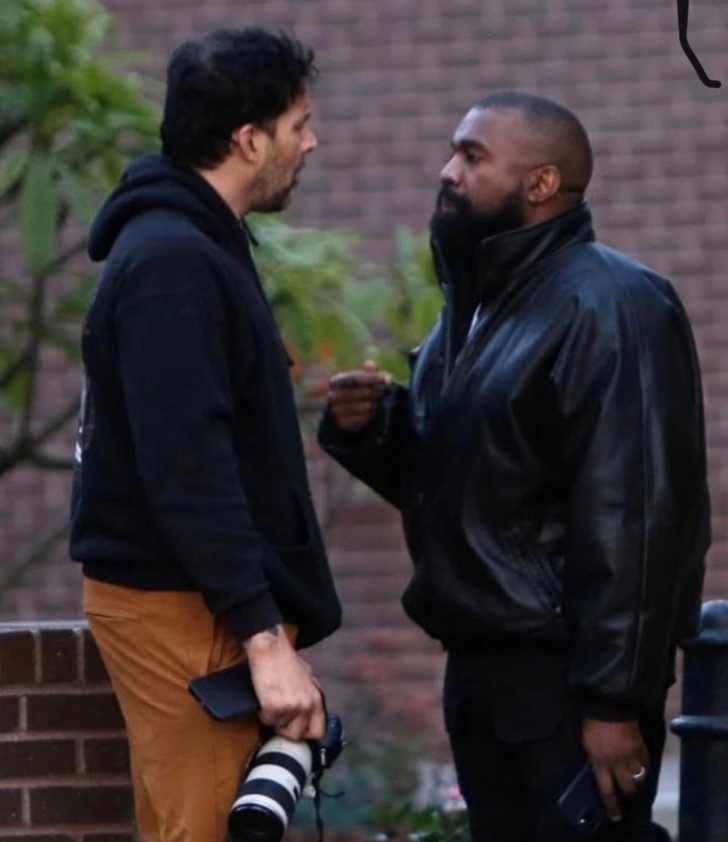 狗仔主動挑釁!Kanye West遭嗆「來打一架」忍住怒火展高EQ:直奔警察局報案