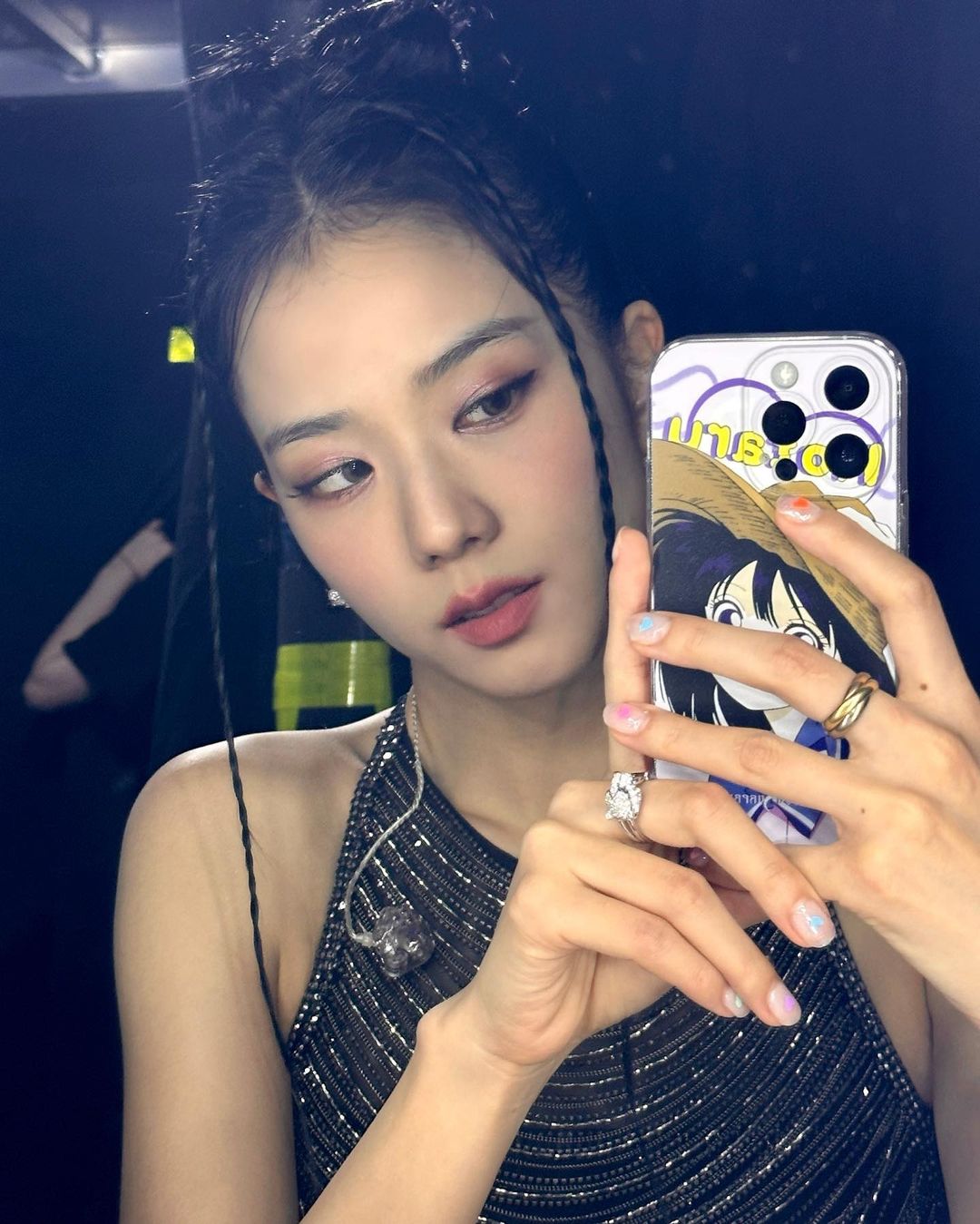 先別管Lisa續不續約!Jisoo登大銀幕「仙女造型」遭批翻車 網酸:說不上來的怪