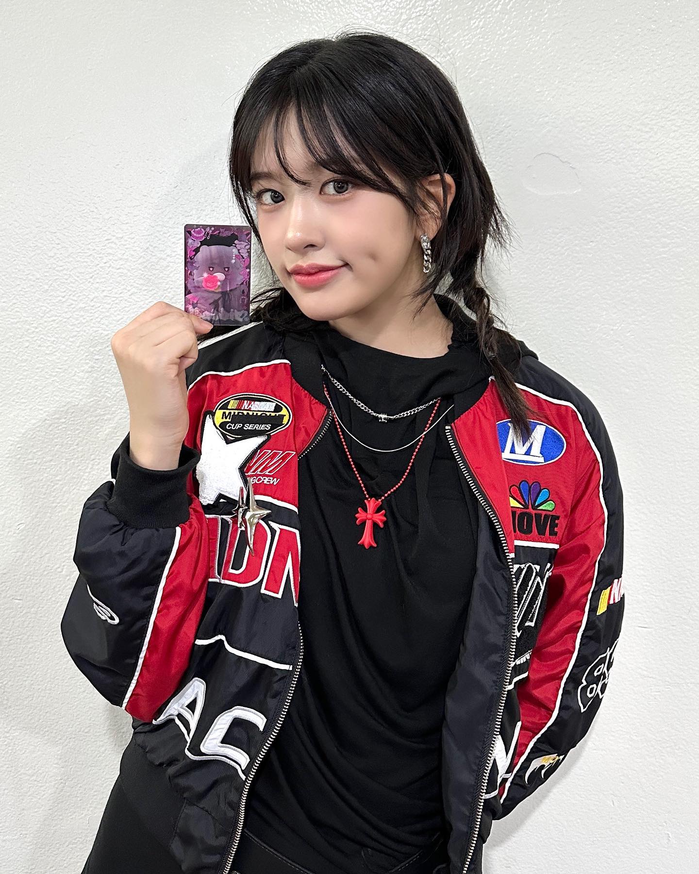 最美小綠綠學姐!安俞真化身「北一女」學生 校花級美貌粉絲看暈:制服學號藏玄機