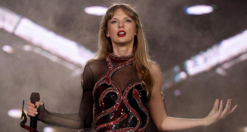 泰勒絲新戀情實錘？「牽Matty Healy共進午餐」同框照外流　網暴動：什麼時候官宣？