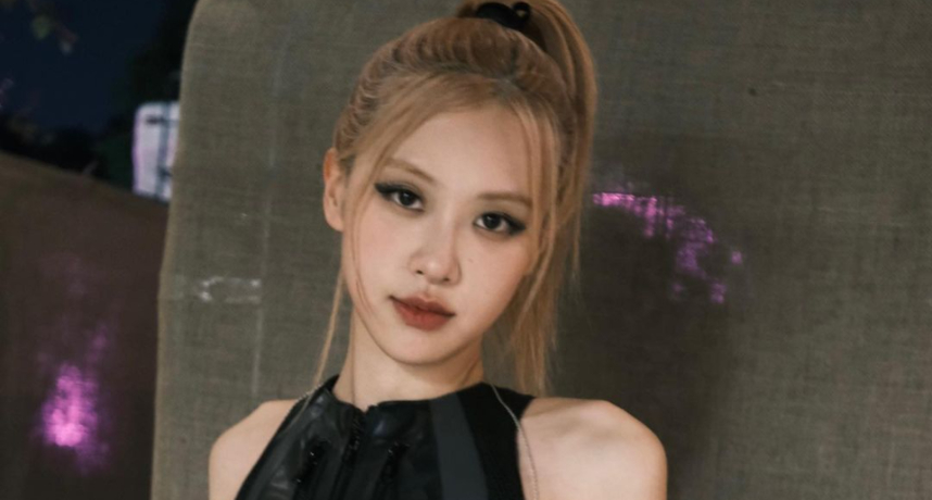 BLACKPINK Rosé脫了！限動曬「火辣泳裝照」粉絲瘋狂喊：若隱若現的最美