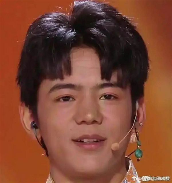 男神慘崩壞!最帥藏族男孩「臉腫成大叔」網全看歪:變路人了