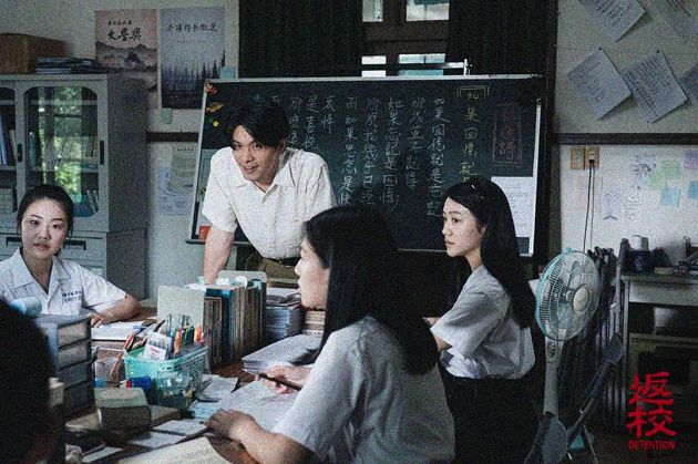達人秀直擊/會不會怕被「電影版返校」比較?影集版學姊「曝光心情」