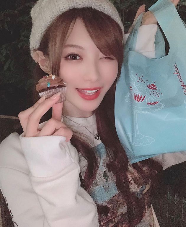 喊卡還被硬來!千金女優曝「入行內幕」推寫真:爸媽很反對