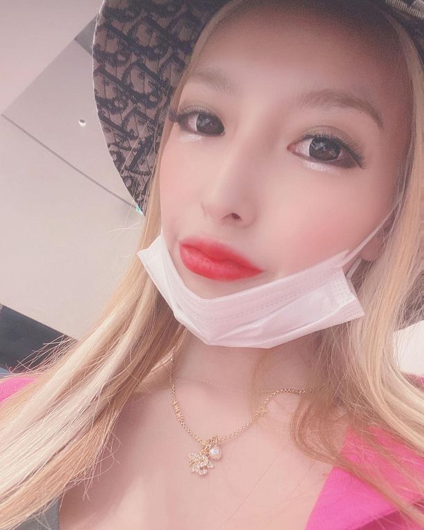 複合詐騙首腦!日本辣模「狠甩沒錢老公」甜喊:對我女兒很好