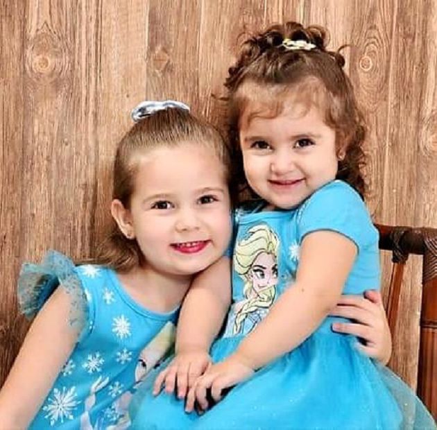 為吹生日蠟燭大打出手!3歲妹妹「狂扯姐姐頭髮」爆紅 IG開通了