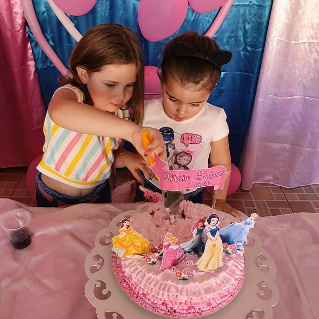 吹蠟燭爆紅！姊妹倆上節目「吹500根蠟燭」　僅花21秒達標