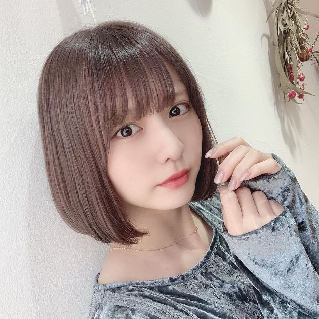 3年A班「國寶級帥哥」認愛了!女偶像「進出公寓」全被拍