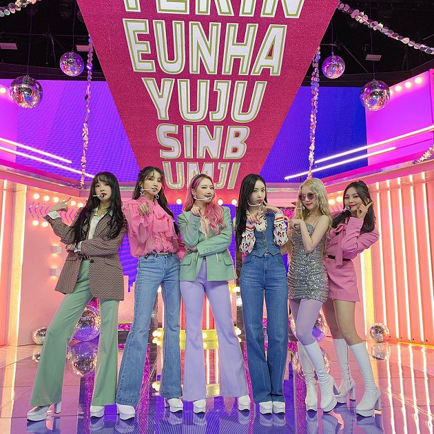 掰了可愛女友形象! Gfriend遭疑「進場維修」 網:臉好僵