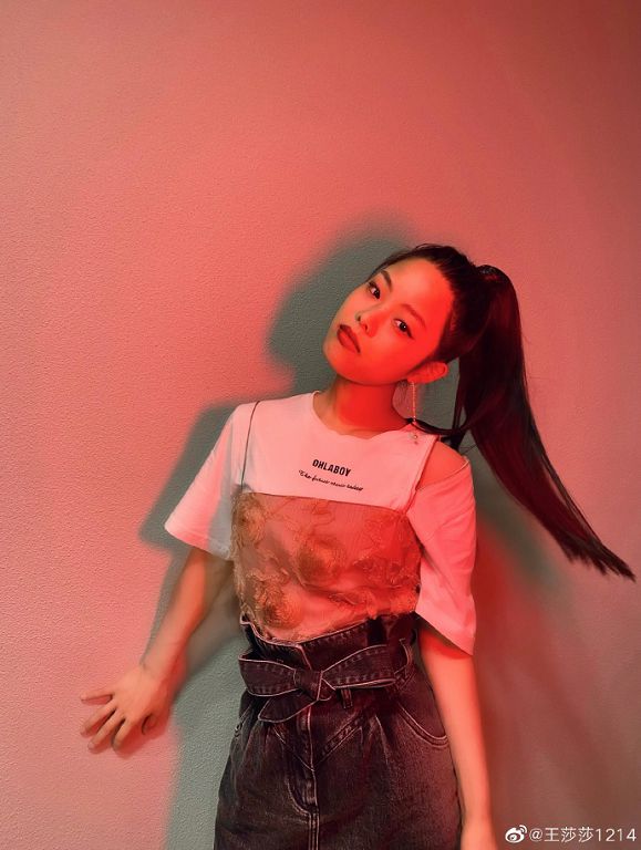 顏值太差害大學落榜！王莎莎狠甩「最醜童星」超正模樣曝光