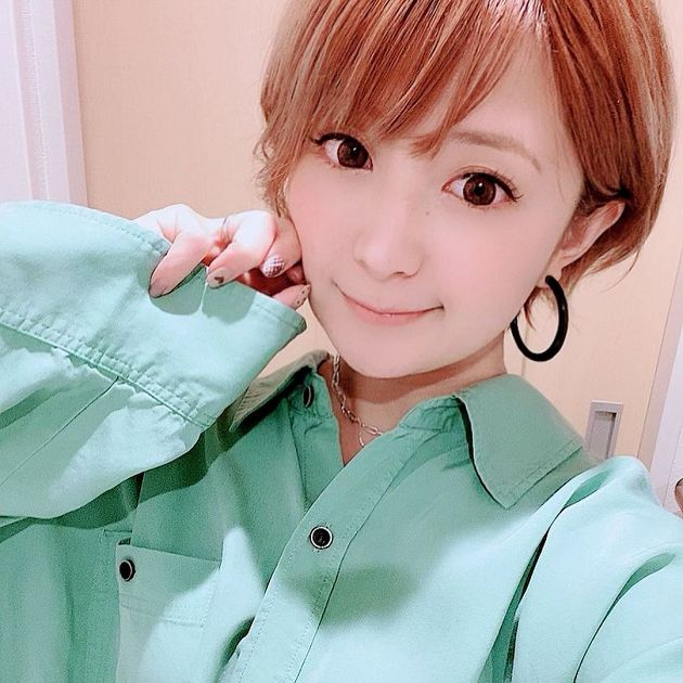 小王曬甜蜜合照!「清純女偶像」被罵翻 網:小孩很可憐