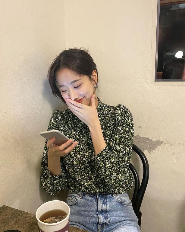 指控玹珠「狂被打臉」！經紀公司急救火：其實娜恩也被排擠！