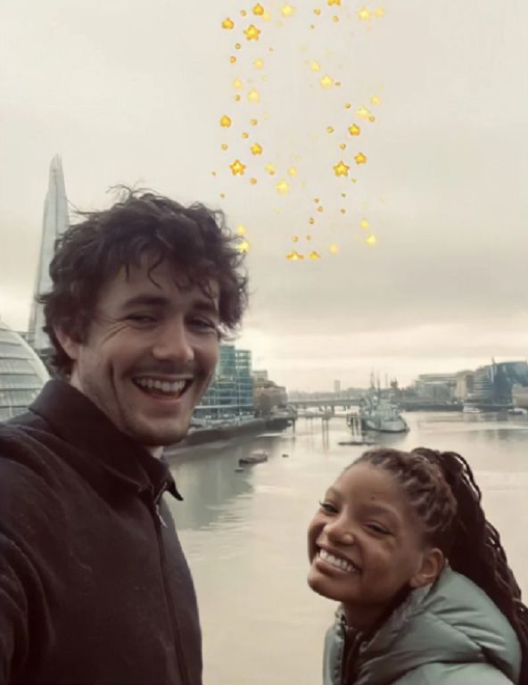 《小美人魚》荷莉貝利「首PO王子合照」反挨轟：像觀光照