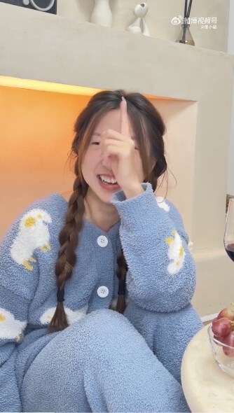 新婚3個月抓包老公「400人斬」！知名網紅崩潰：翻出一疊胖次