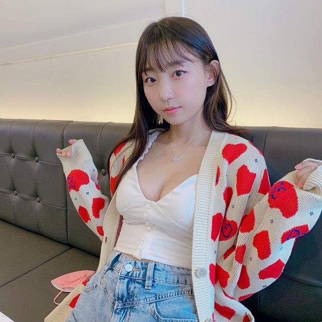 人體試衣間爆紅!韓國超兇DJ「泡澡畫面」曝光 網:看起來好軟
