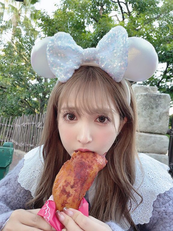 小粉紅露出？三上悠亞「6秒福利短片」瘋傳　爆走光疑雲