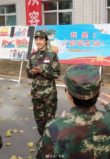 神級換頭術？22北影正妹「為當兵胖10公斤」　反差近況曝光