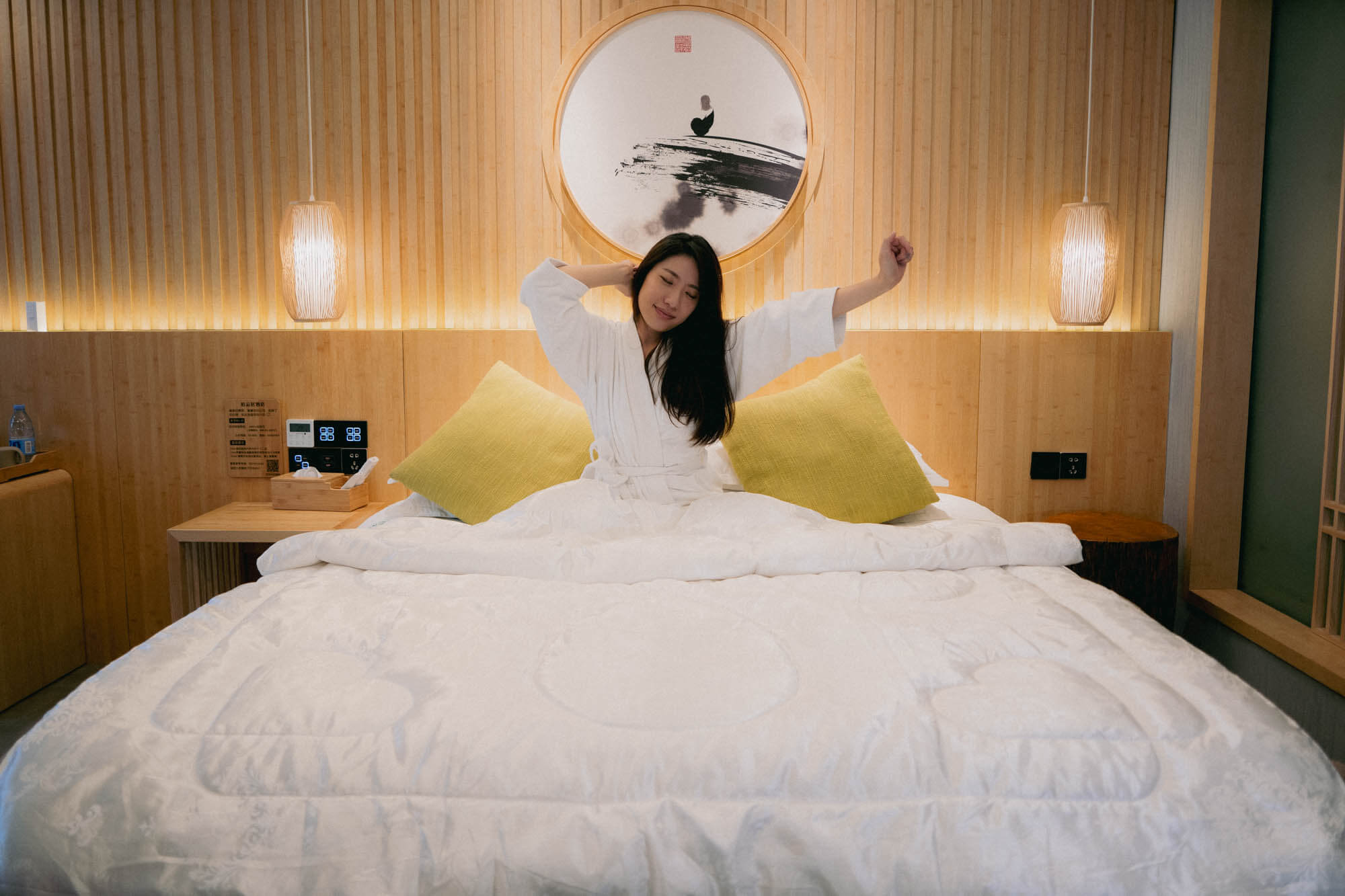 娛樂八卦直接變社會案件？正妹作家曝「看完李靚蕾新爆料」：腳底