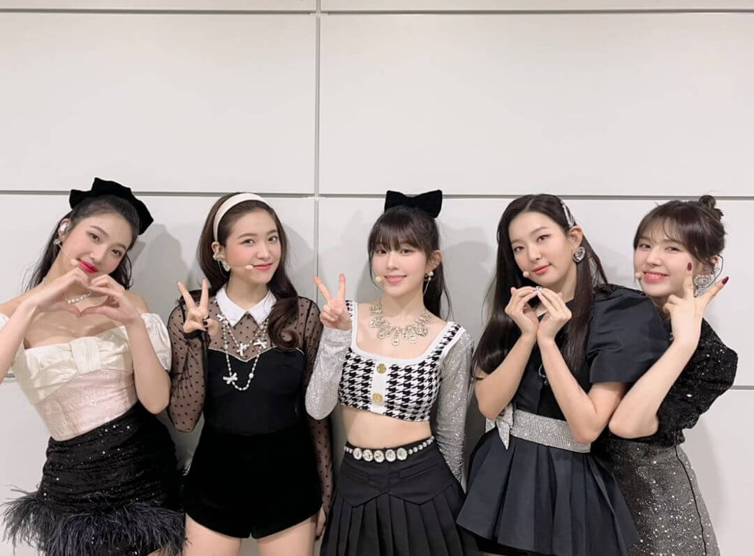 剩不到一星期就要回歸!Red Velvet「爆出確診」 居家