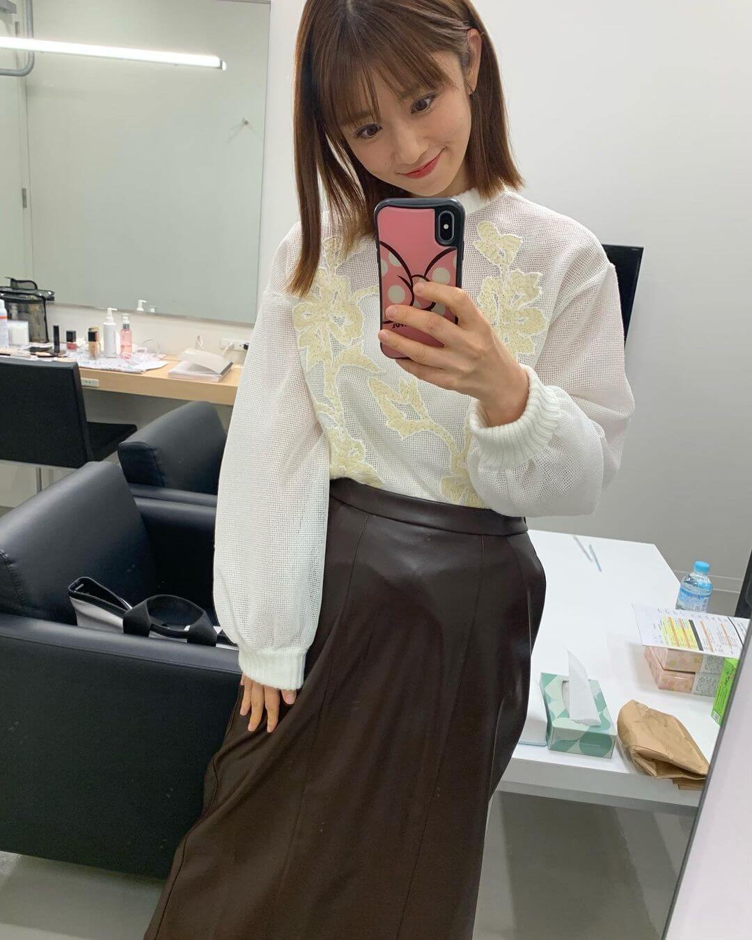 3年離婚2次爆紅！寫真偶像「宣布確診」：覺得喉嚨痛