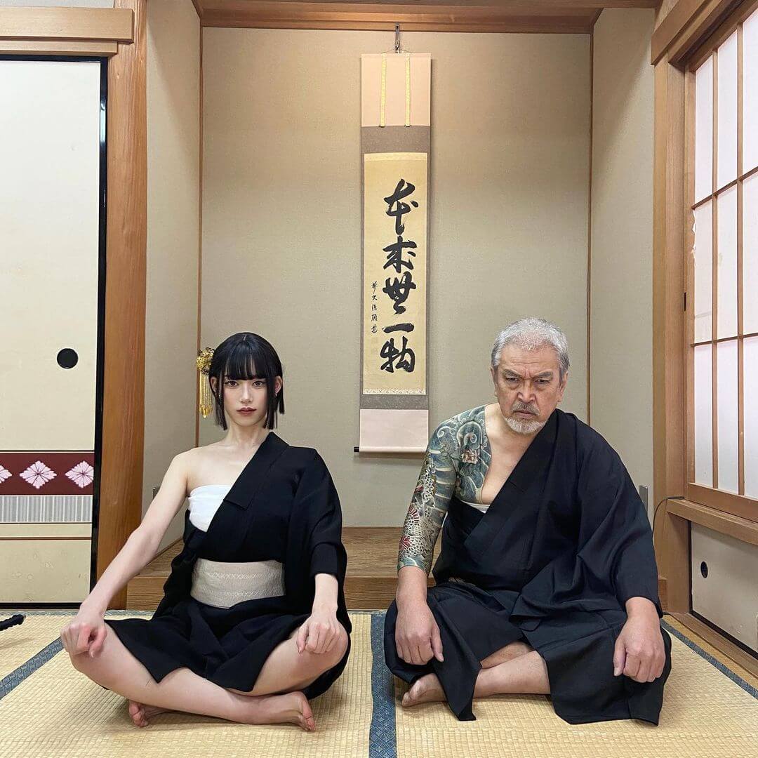 Cos黑道父女檔爆紅!日本正妹「顏值太高」身份曝光