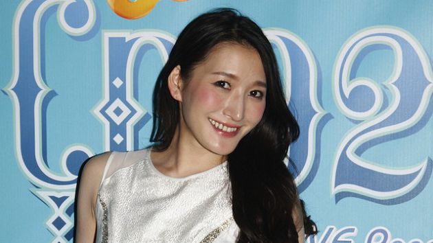 飛機上強脫褲子!日動漫歌手「告發經紀人」 經紀公司:情侶吵架