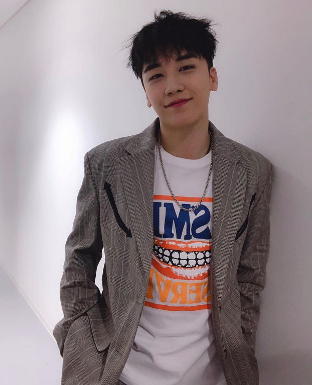 D社曝聊天紀錄！勝利「大搞多人混戰」：要跟外國女生結婚