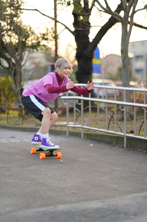 曾打敗三上悠亞！桃乃木香奈「慶祝日本隊金牌」曝玩滑板帥照