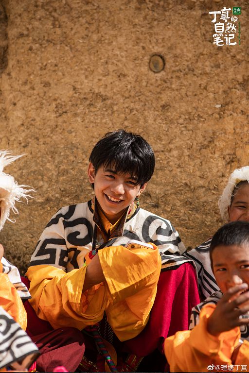 男神慘崩壞！最帥藏族男孩「臉腫成大叔」網全看歪：變路人了