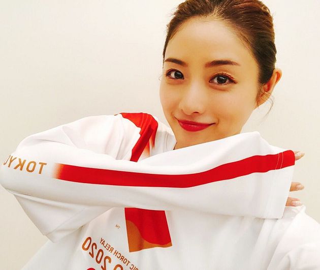 日本股市大衝擊？石原聰美爆出恐退圈　可能加入政壇