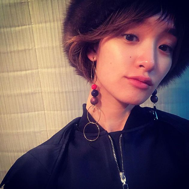 小時候怕長不高!剛力彩芽自爆「在家都不穿」:變成習慣了