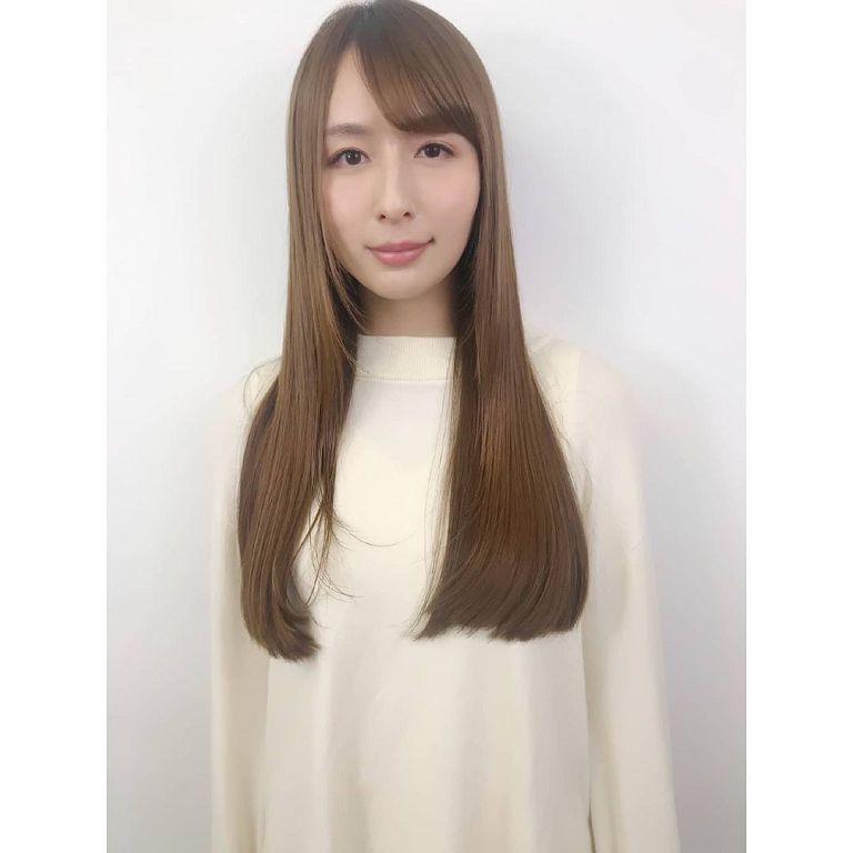 11年女優經歷履歷全寫了!希崎潔西卡「轉職診所櫃台」:全公司都知道