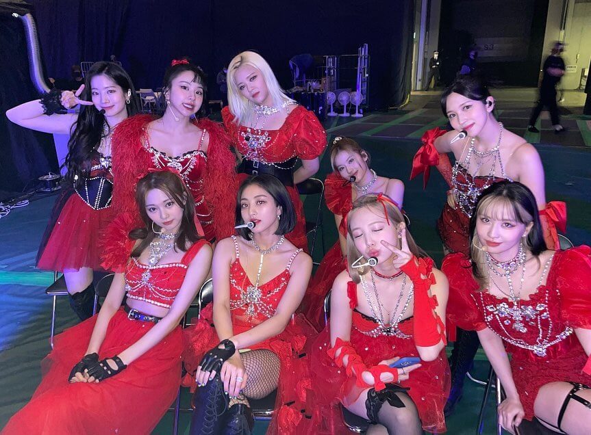 TWICE演唱會唱完SANA爆確診！經紀公司急發聲　粉絲憂8團員病毒潛伏