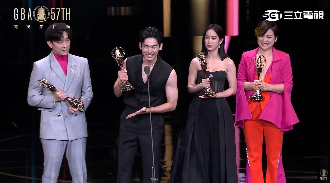 金鐘57／《阮三个3》喜獲「益智及實境節目主持人獎」！楊貴媚高喊：我們是溫暖的大家庭