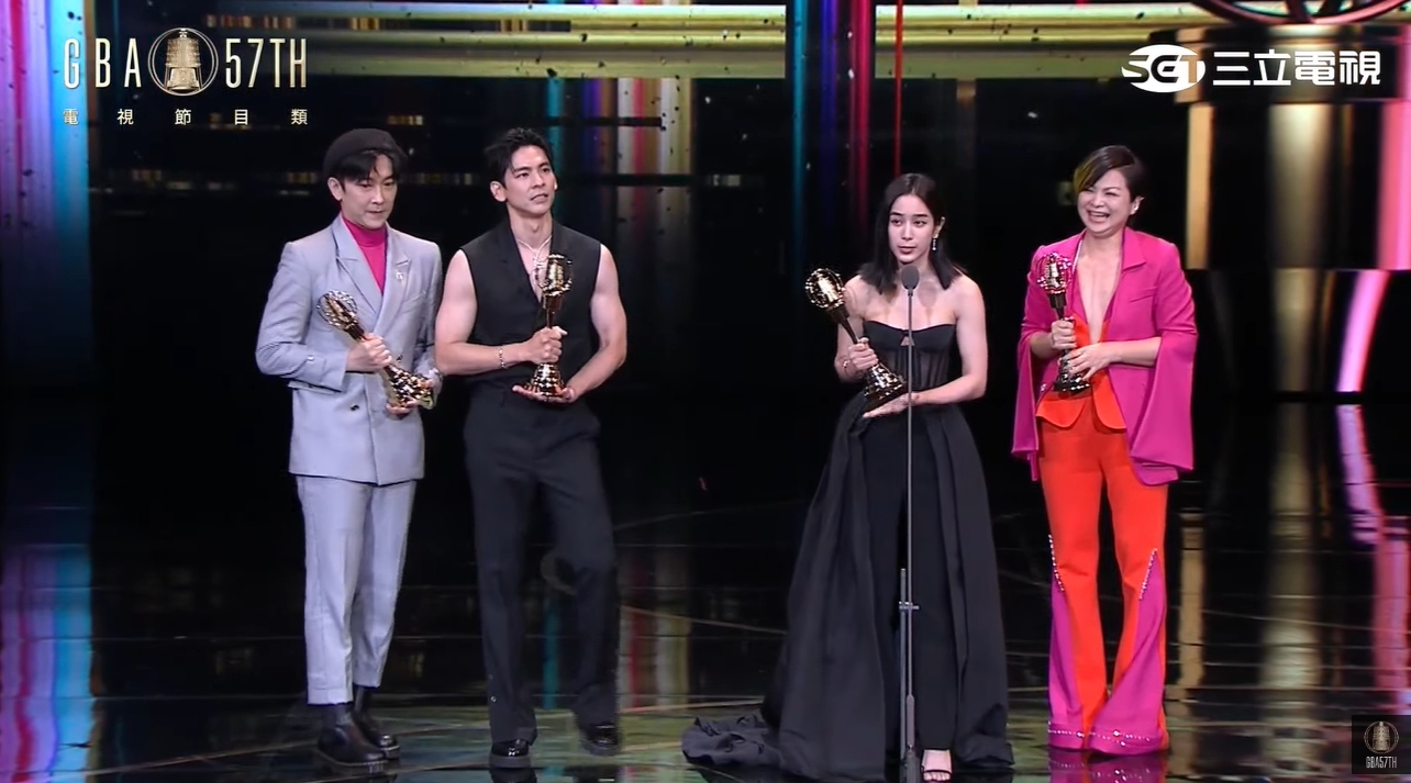 金鐘57／《阮三个3》喜獲「益智及實境節目主持人獎」！楊貴媚高喊：我們是溫暖的大家庭