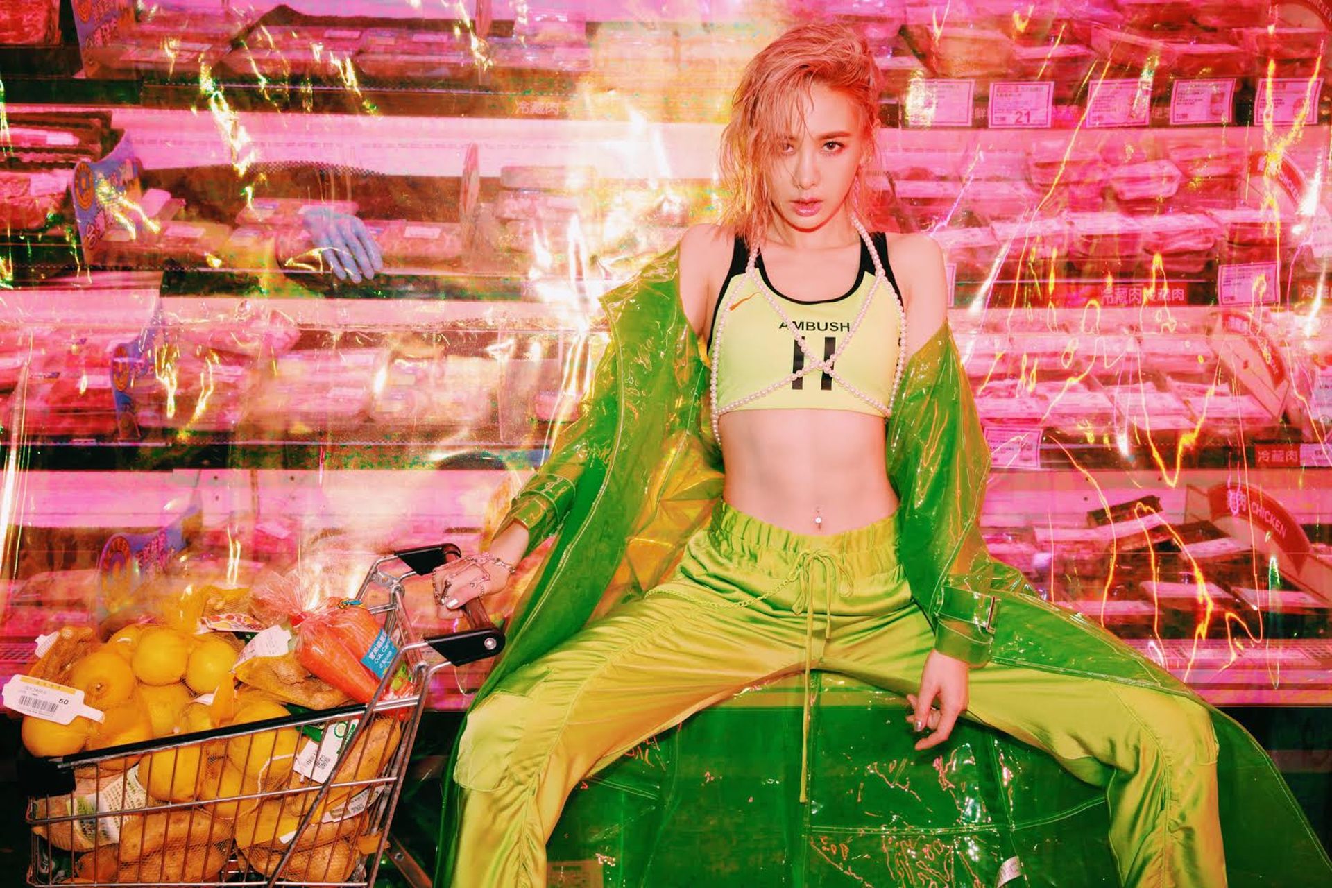 簡介：麗寶樂園的跨年活動被盛讚為今年CP值最高、活動最豐富的晚會，除了可以看到吳卓源與陳芳語互尬火辣雙人舞外，這裡也是頑童MJ116全台唯一登場演出的地方，將一同陪你度過全台最嗨最熱的跨年夜！