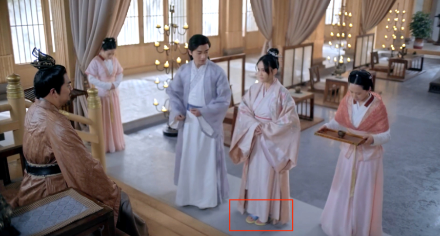 《獨孤皇后》—拖鞋